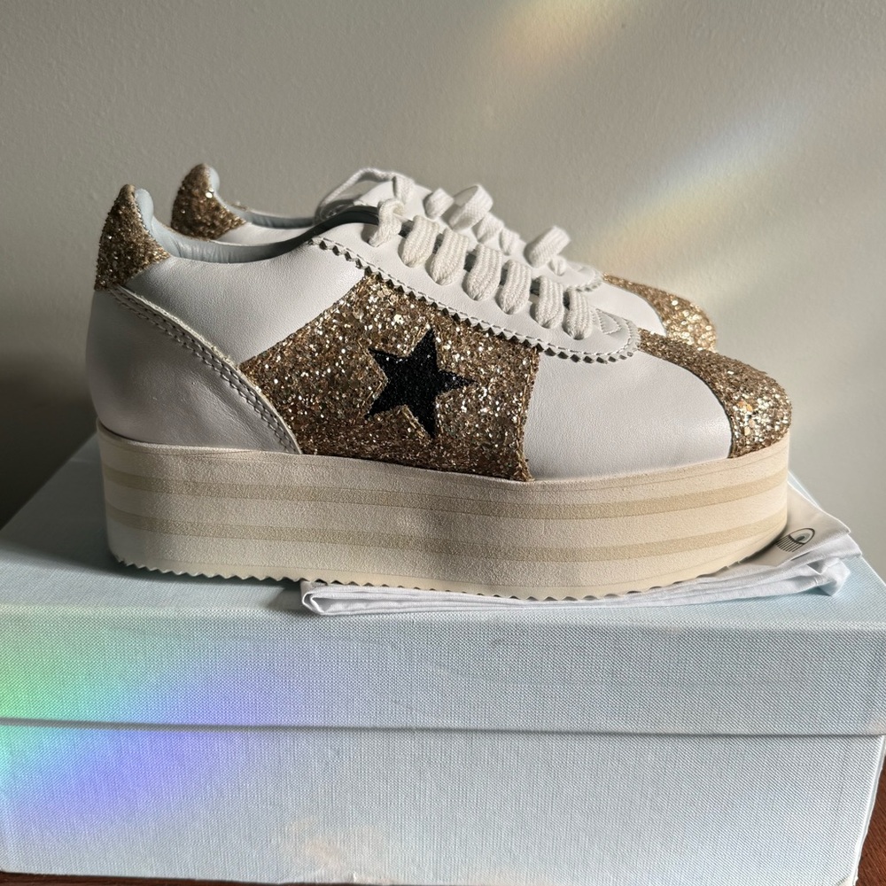 Chiara Ferragni Gold glitter high sole sneaker‎ size 35 NEW